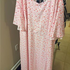 Glamorous Pink and Red heart print 🩷❤️